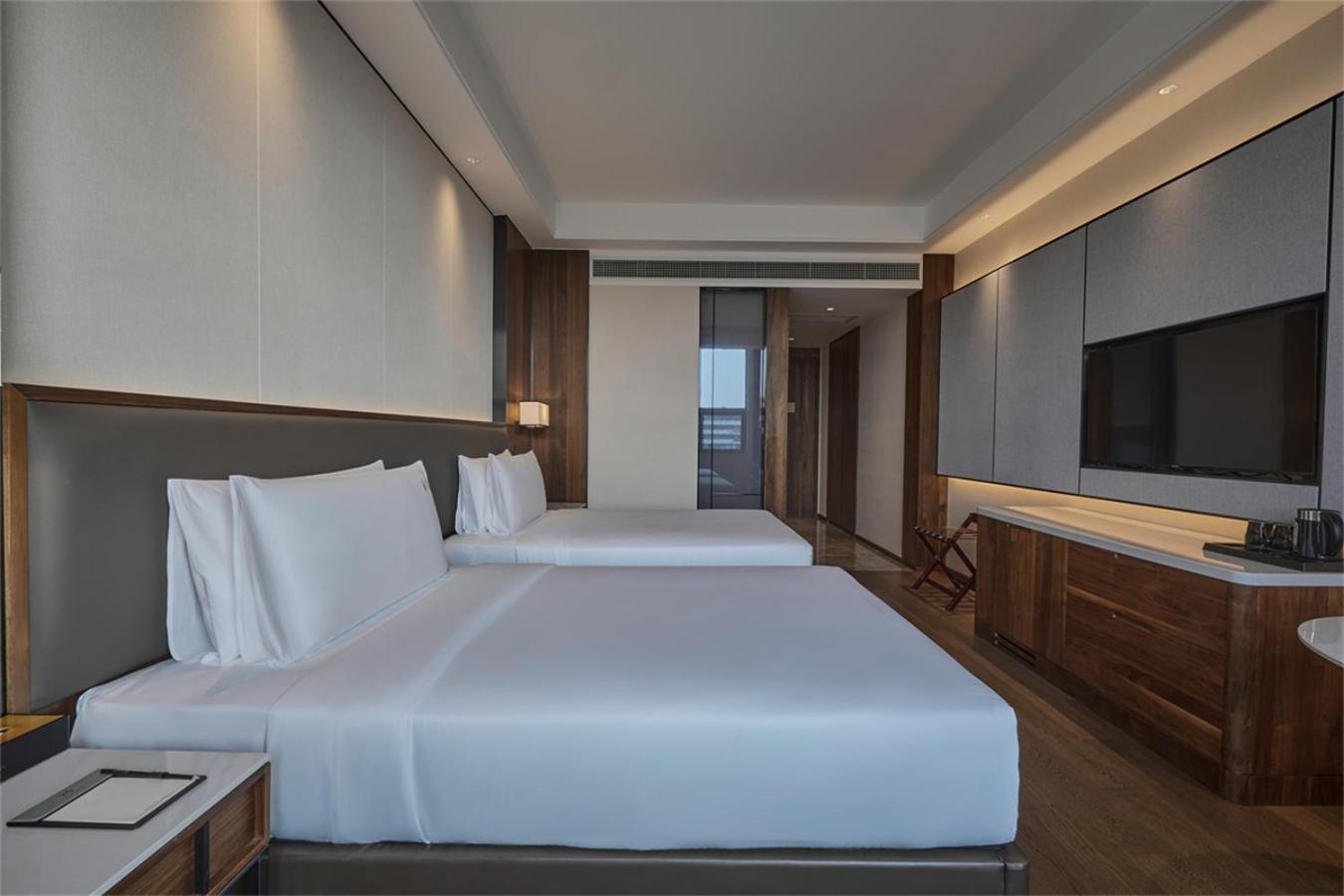 Vm Hotel Phnom Penh Eksteriør bilde