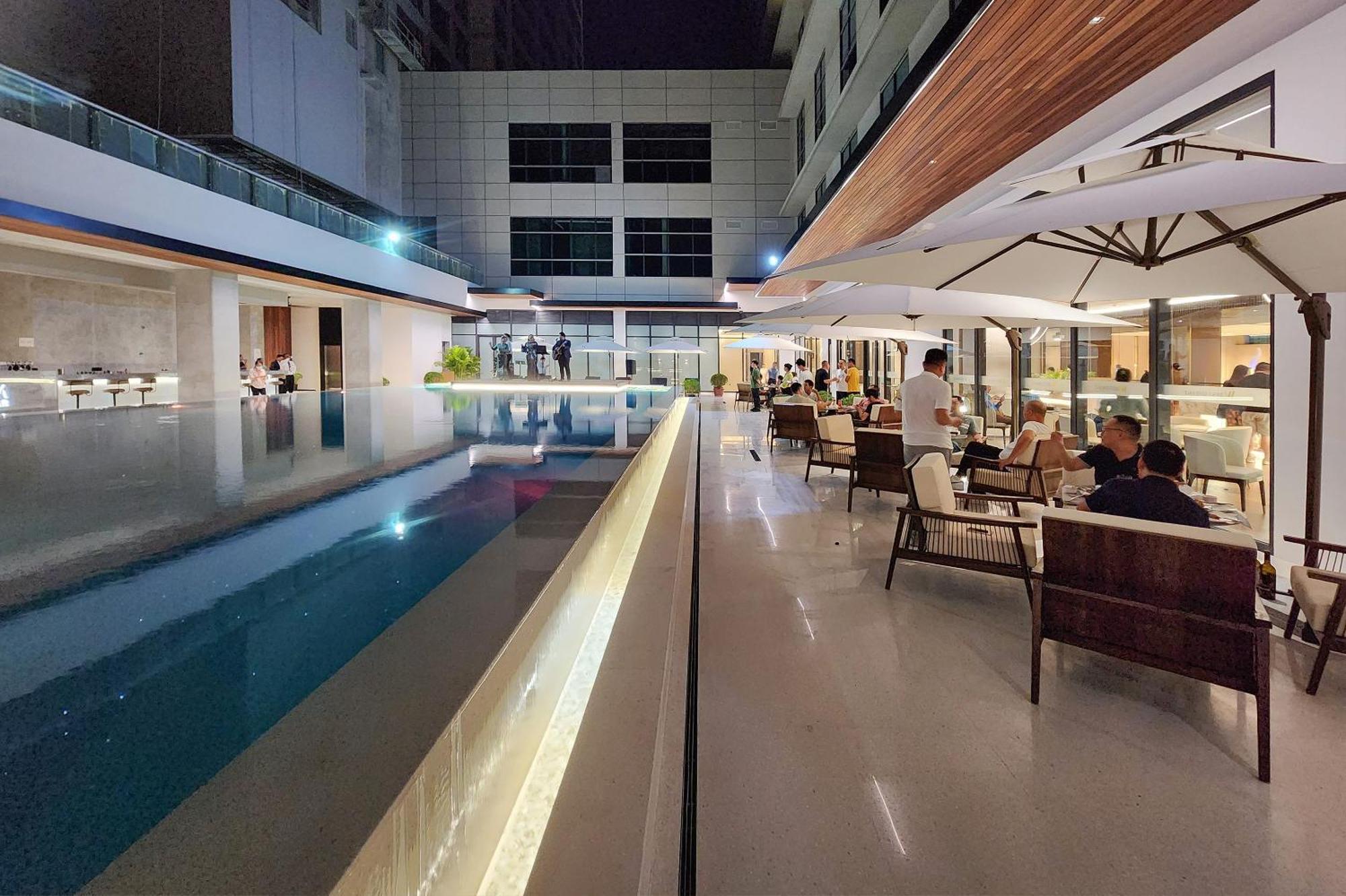 Vm Hotel Phnom Penh Eksteriør bilde