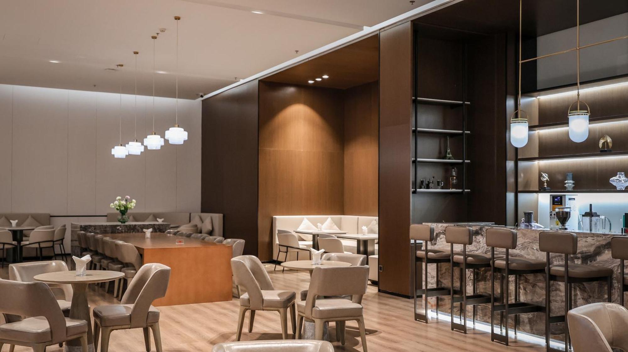 Vm Hotel Phnom Penh Eksteriør bilde