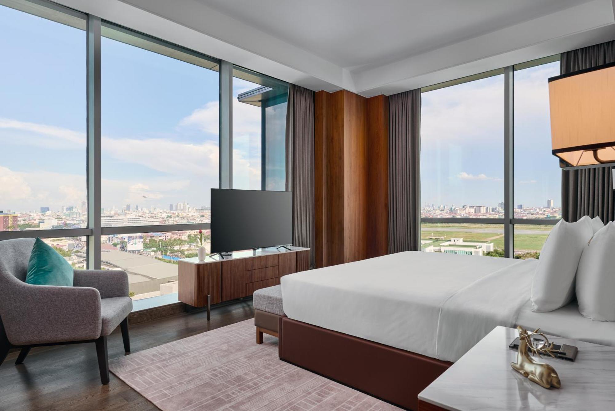 Vm Hotel Phnom Penh Eksteriør bilde