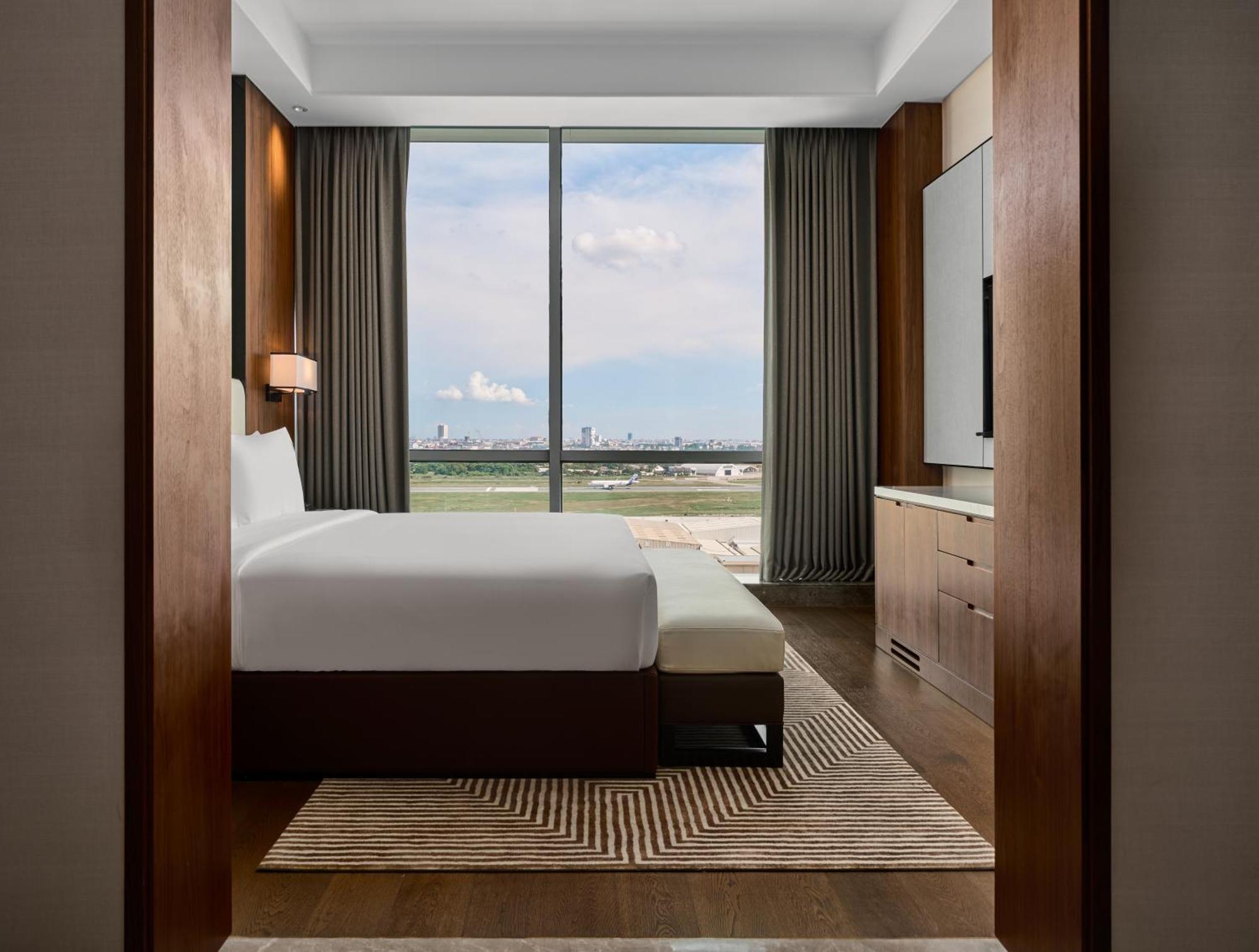 Vm Hotel Phnom Penh Eksteriør bilde